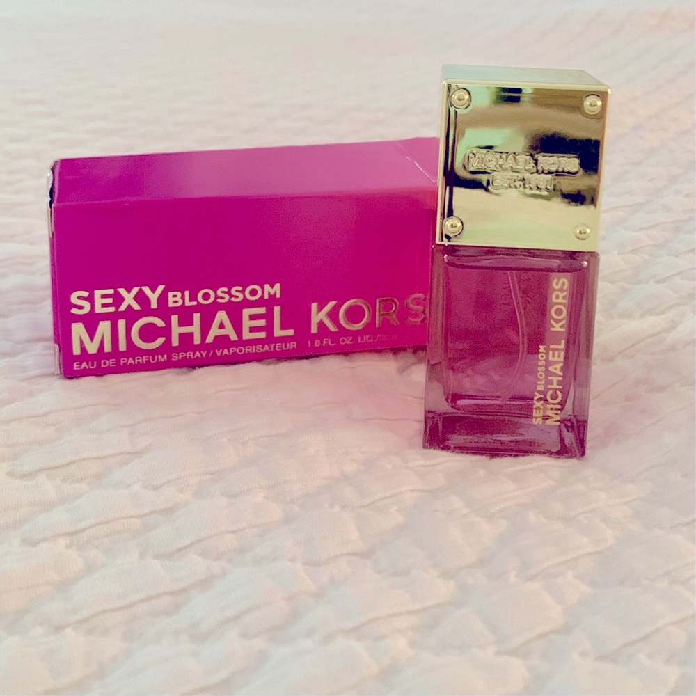 NEW! - Michael Kors Sexy Blossom Fragrance
